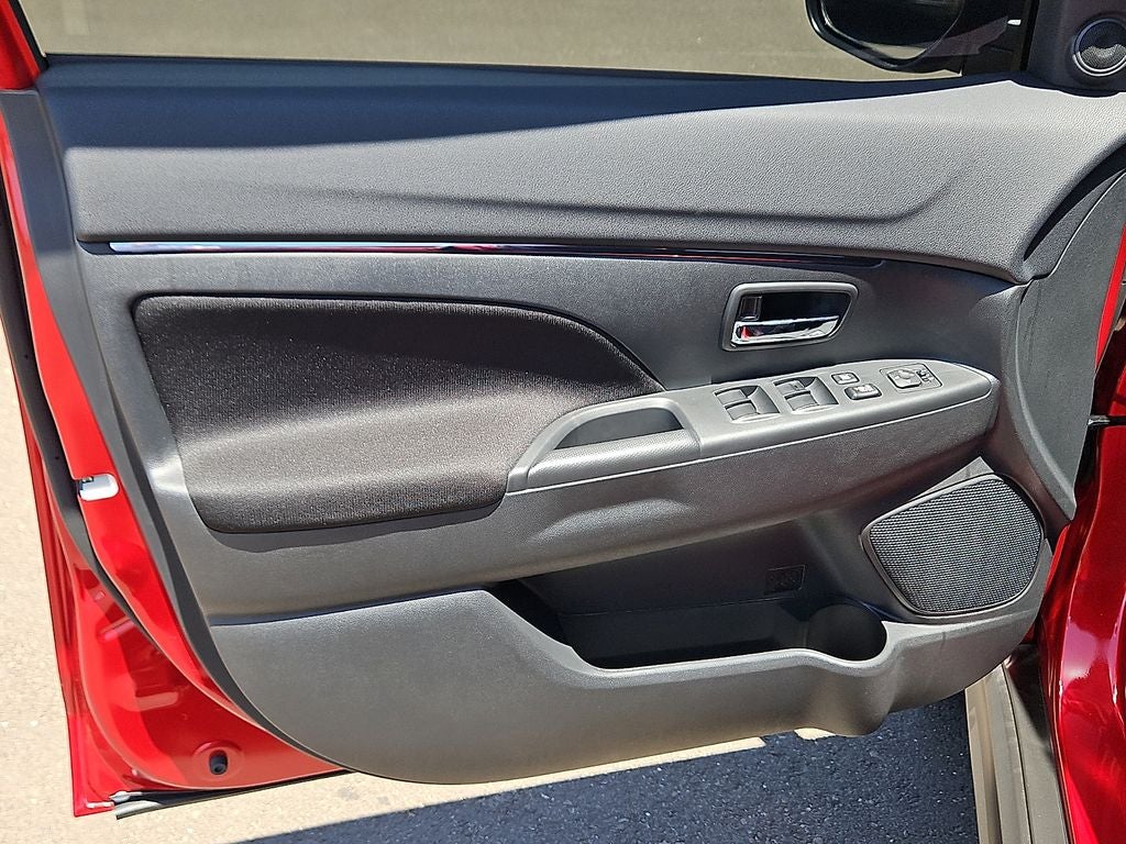 2026 Mitsubishi Outlander Sport 2.0 LE