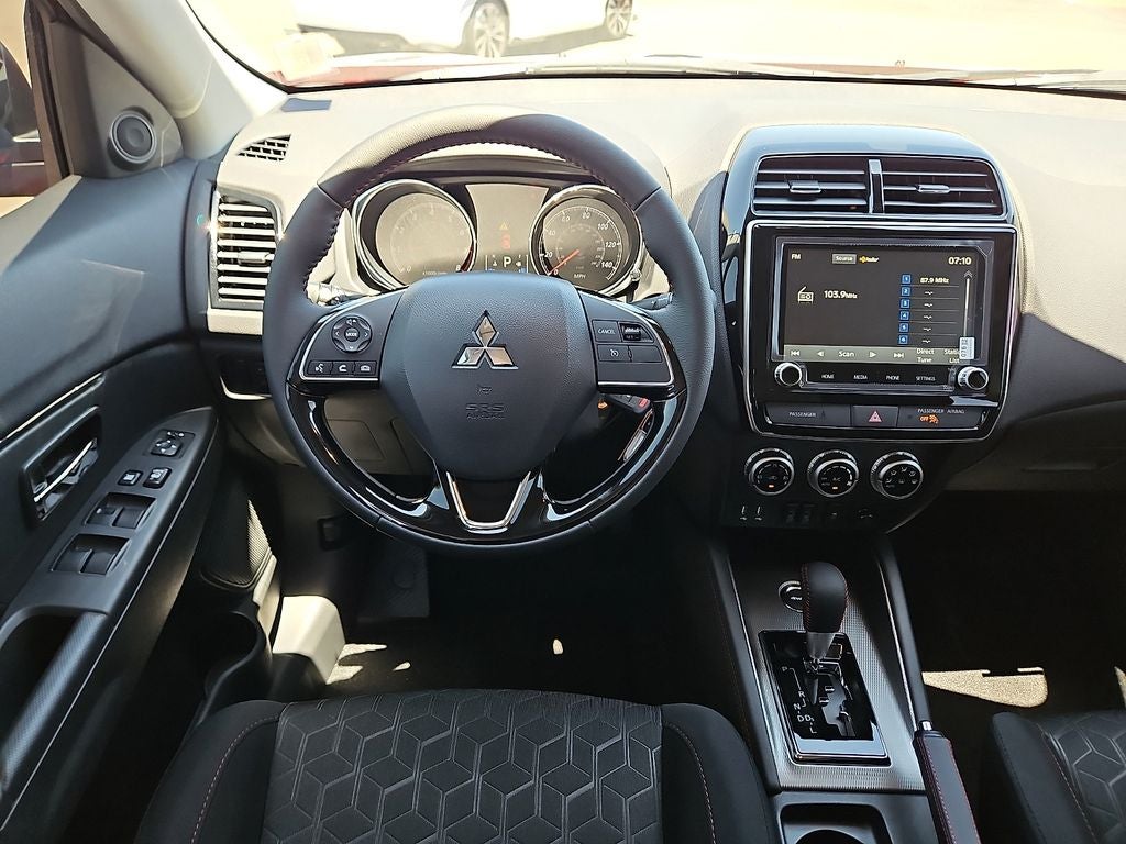 2026 Mitsubishi Outlander Sport 2.0 LE