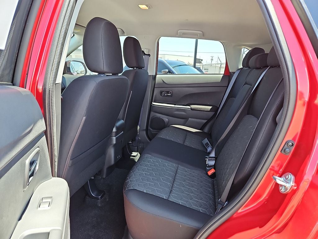 2026 Mitsubishi Outlander Sport 2.0 LE
