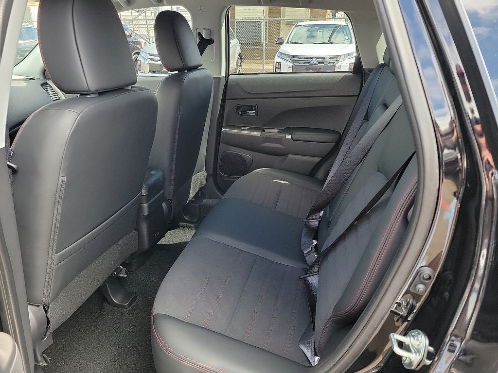 2025 Mitsubishi Outlander Sport 2.0 SE