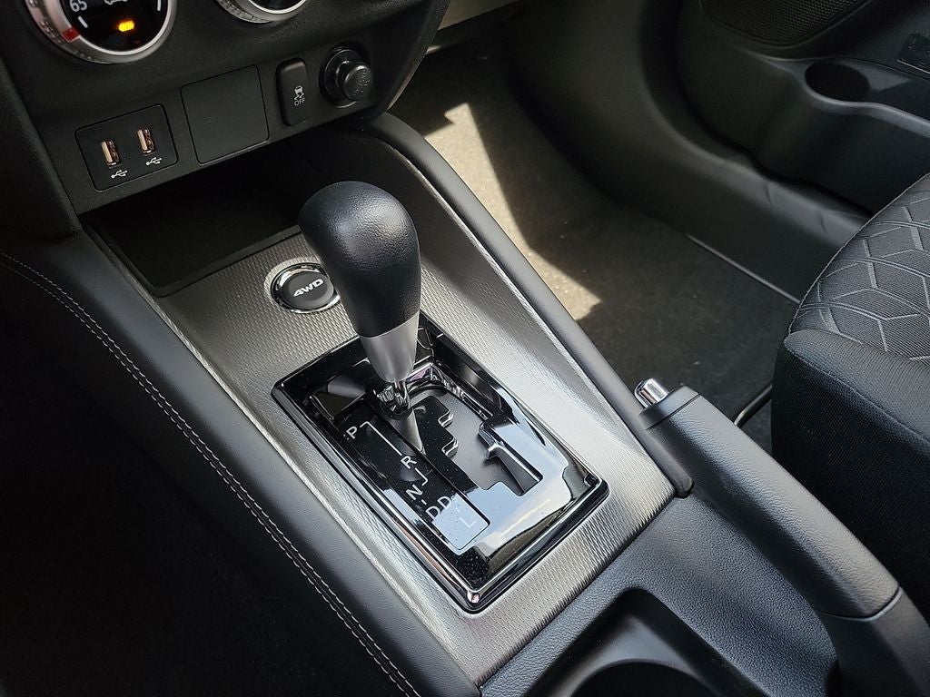 2026 Mitsubishi Outlander Sport 2.0 ES