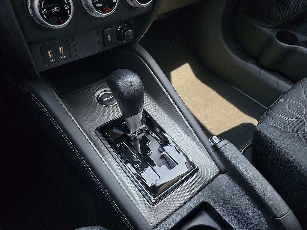 2026 Mitsubishi Outlander Sport 2.0 ES