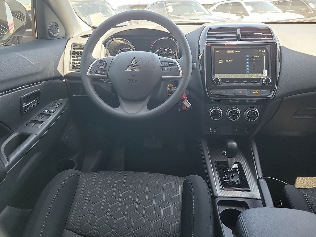 2026 Mitsubishi Outlander Sport 2.0 ES