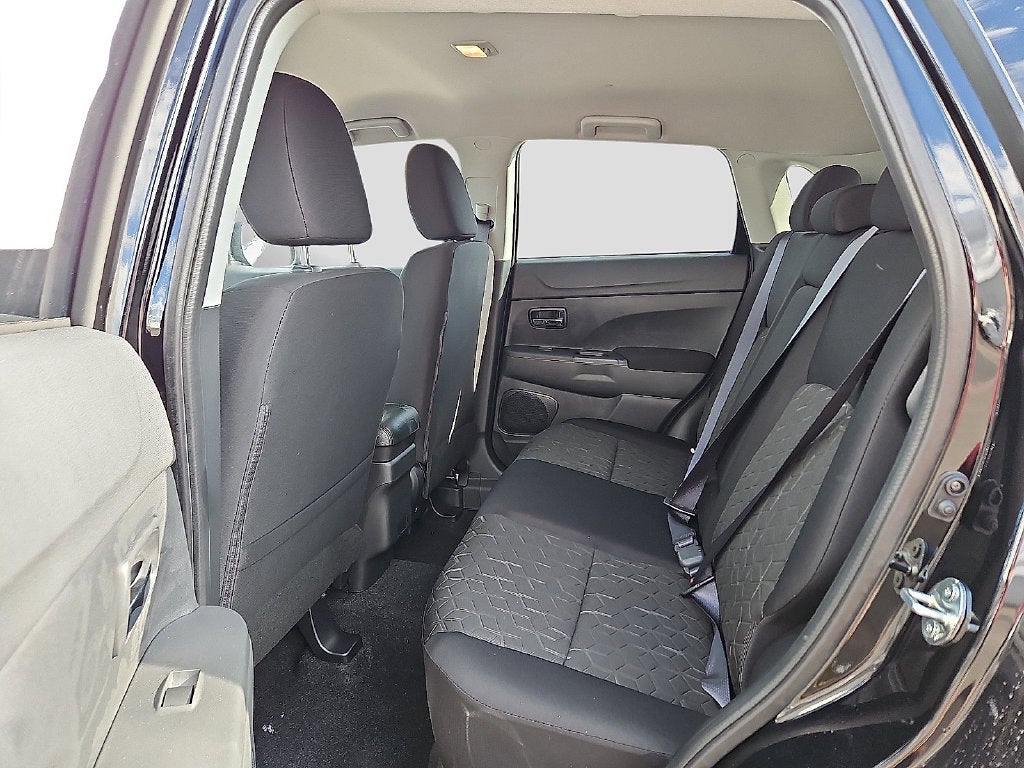 2027 Mitsubishi Outlander Sport 2.0 ES