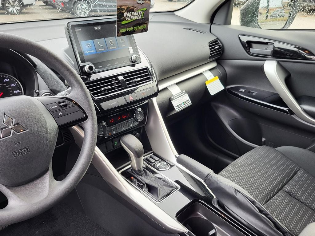 2025 Mitsubishi Eclipse Cross LE