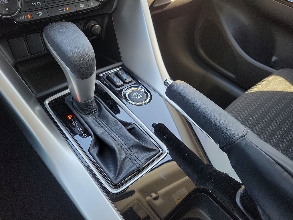 2026 Mitsubishi Eclipse Cross LE