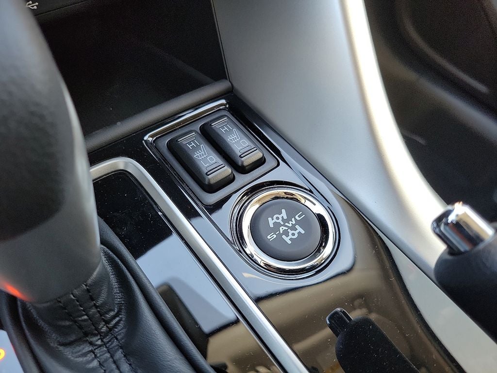 2026 Mitsubishi Eclipse Cross LE