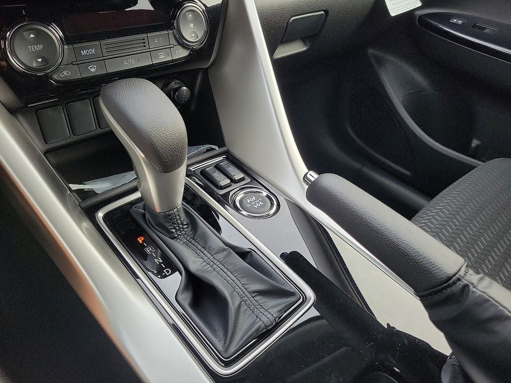 2026 Mitsubishi Eclipse Cross LE