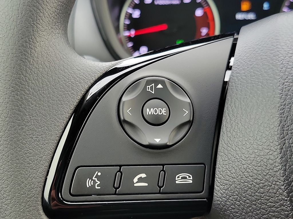 2026 Mitsubishi Eclipse Cross LE