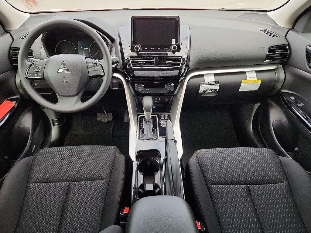 2025 Mitsubishi Eclipse Cross LE