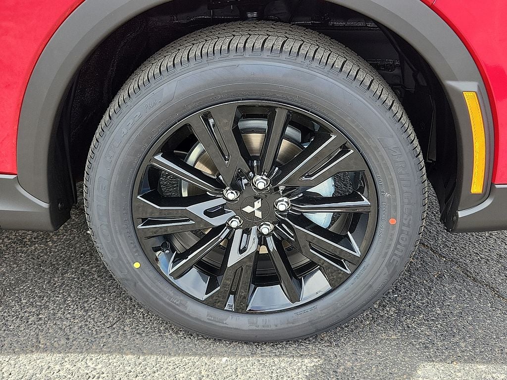 2025 Mitsubishi Eclipse Cross LE