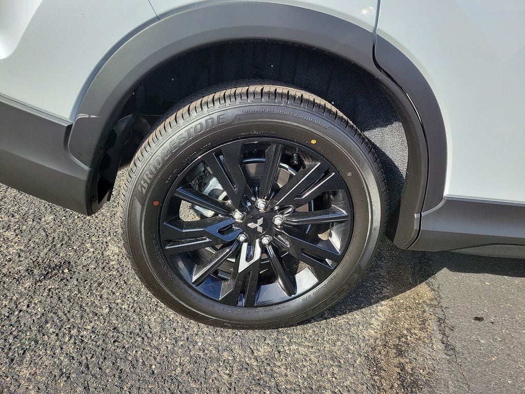 2026 Mitsubishi Eclipse Cross LE