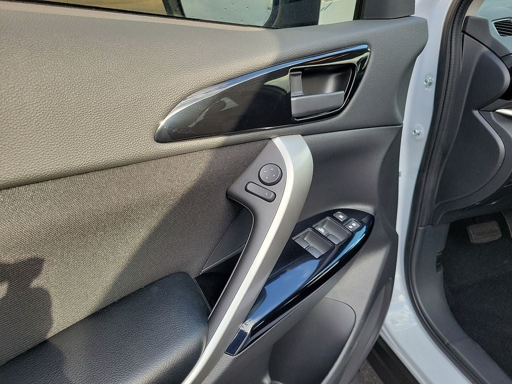 2026 Mitsubishi Eclipse Cross LE