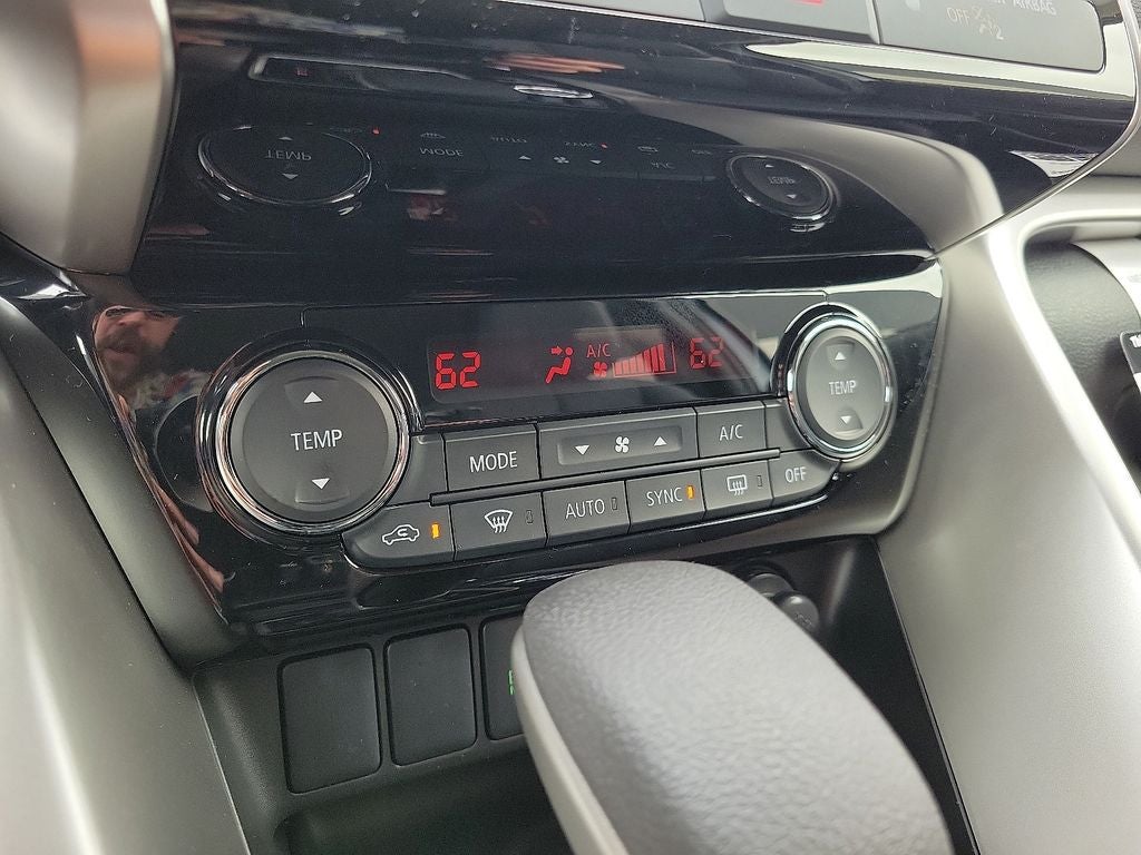 2025 Mitsubishi Eclipse Cross SE