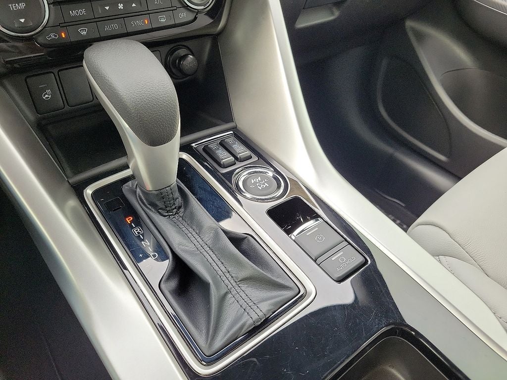 2025 Mitsubishi Eclipse Cross SEL