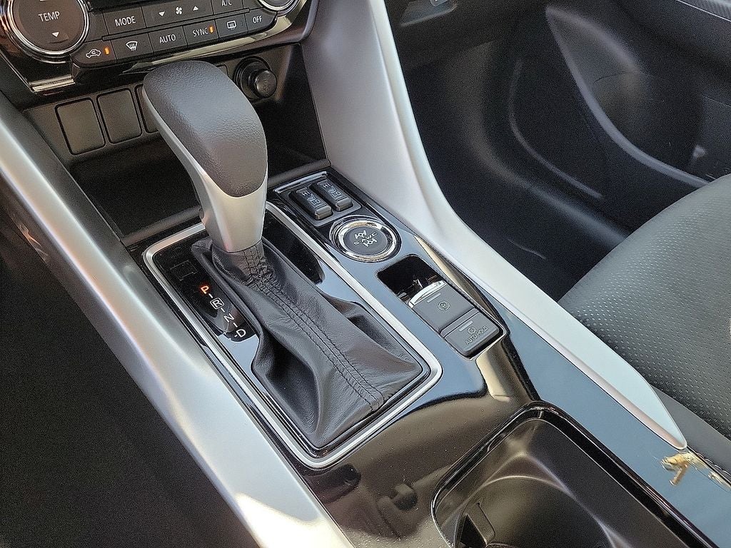 2026 Mitsubishi Eclipse Cross SE