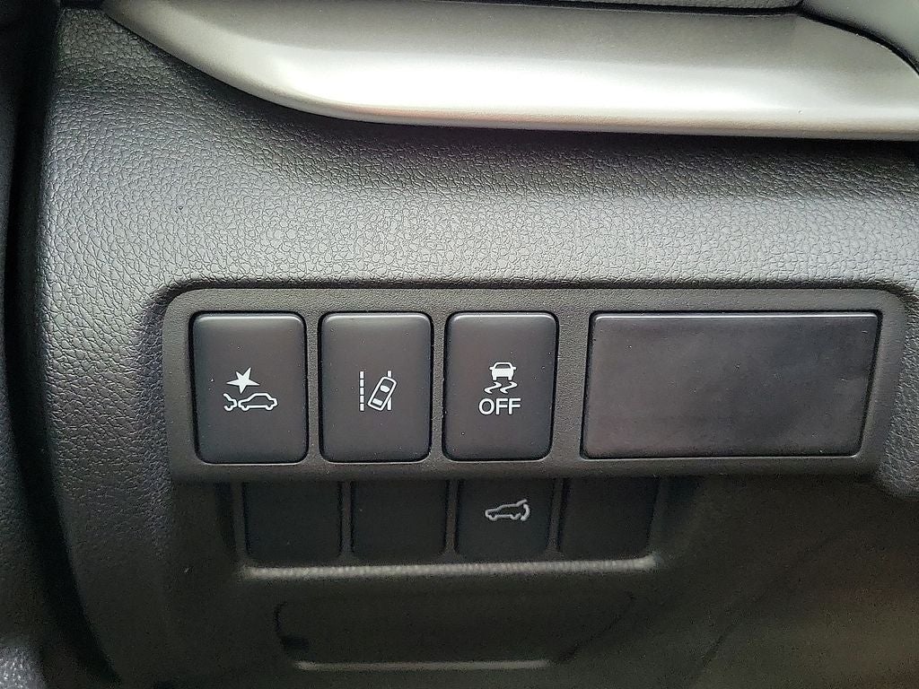 2026 Mitsubishi Eclipse Cross SE