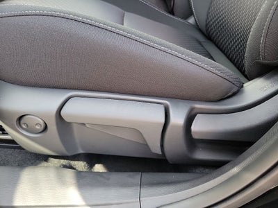 2025 Mitsubishi Outlander ES