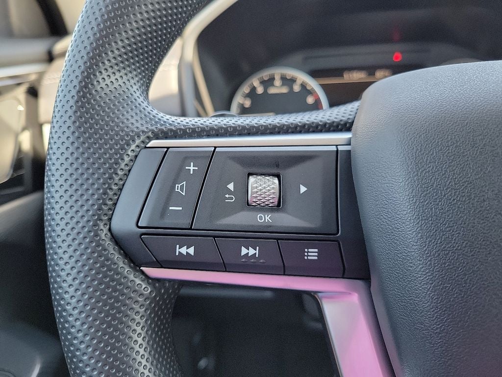 2025 Mitsubishi Outlander ES