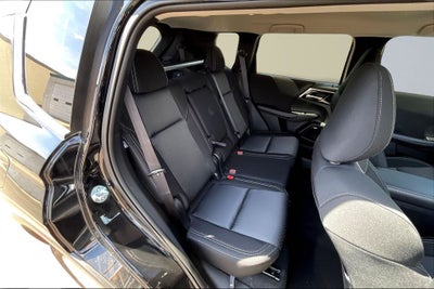 2026 Mitsubishi Outlander ES