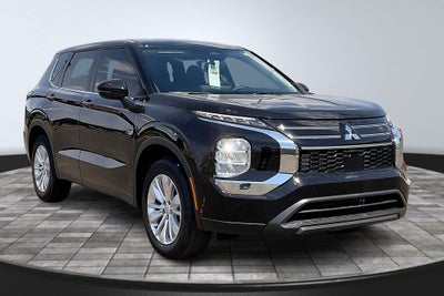 2026 Mitsubishi Outlander ES