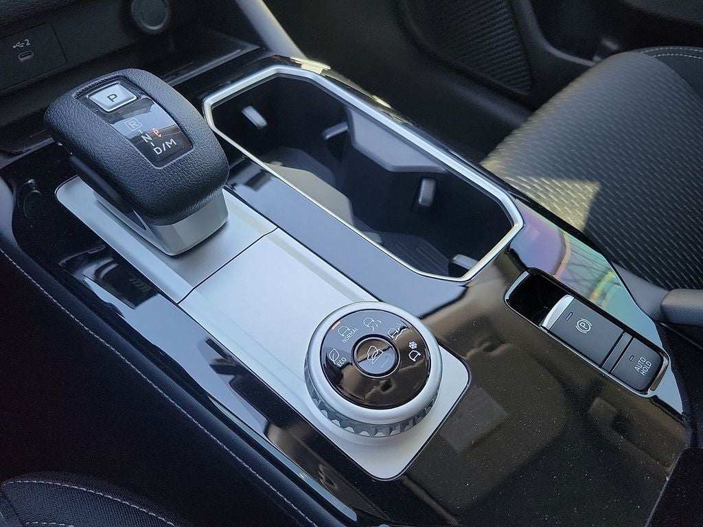 2026 Mitsubishi Outlander ES