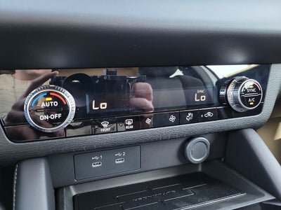 2026 Mitsubishi Outlander ES