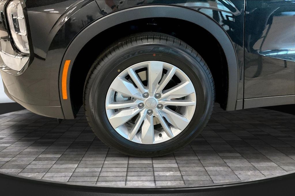 2026 Mitsubishi Outlander ES