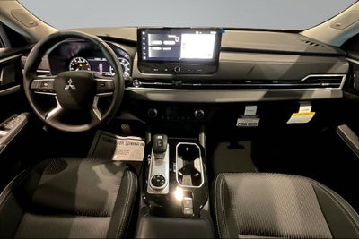 2026 Mitsubishi Outlander ES