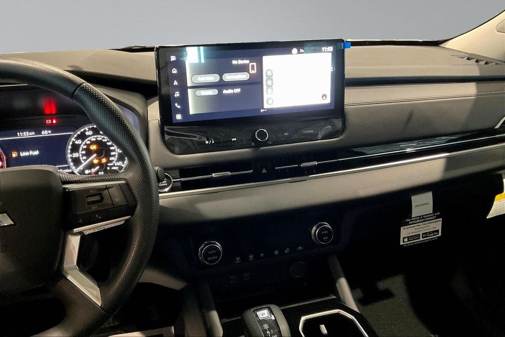 2026 Mitsubishi Outlander ES