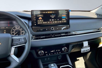 2026 Mitsubishi Outlander ES