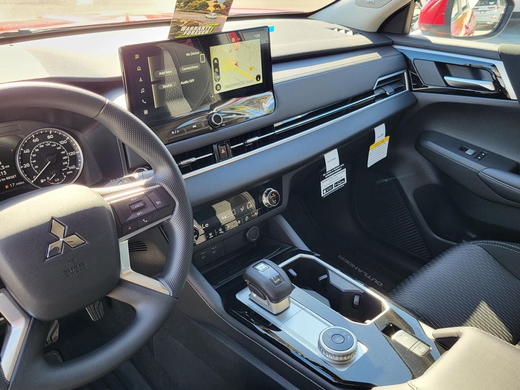 2026 Mitsubishi Outlander ES