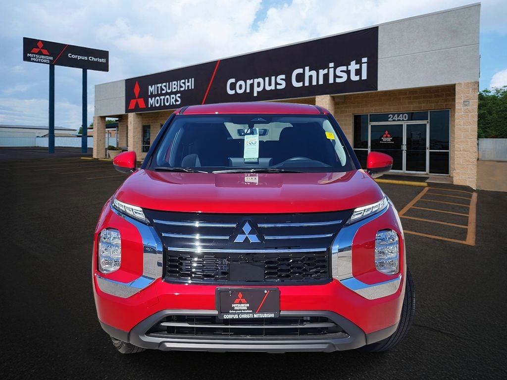 2026 Mitsubishi Outlander ES