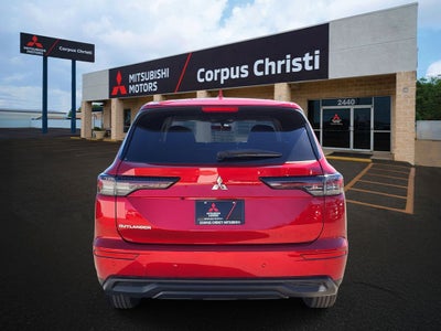 2026 Mitsubishi Outlander ES