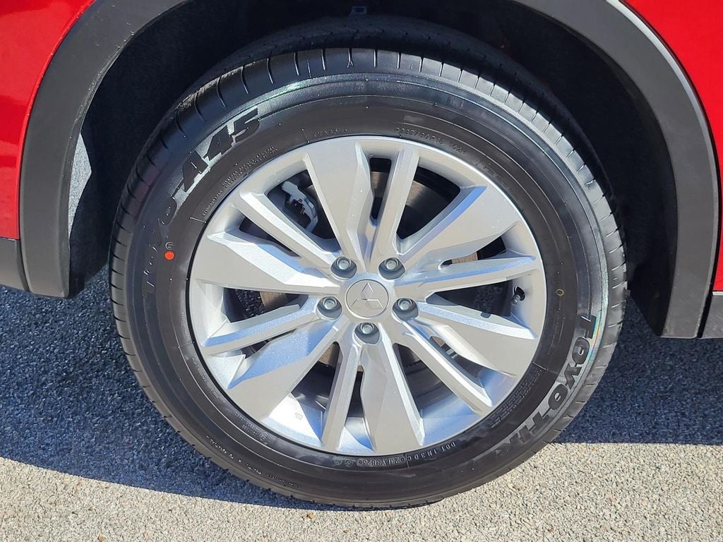 2026 Mitsubishi Outlander ES