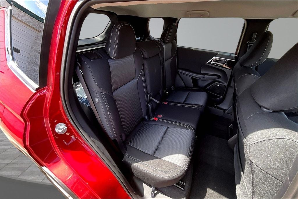 2026 Mitsubishi Outlander ES