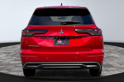 2026 Mitsubishi Outlander ES