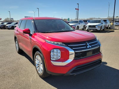 2026 Mitsubishi Outlander ES