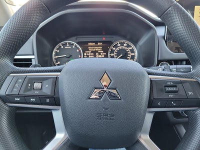 2026 Mitsubishi Outlander ES