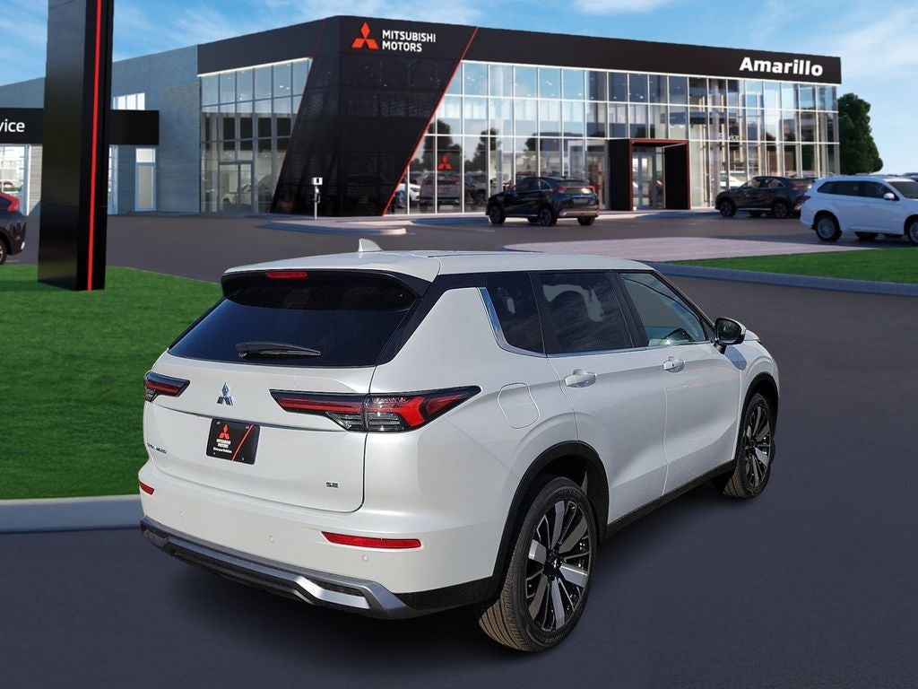 2025 Mitsubishi Outlander SE