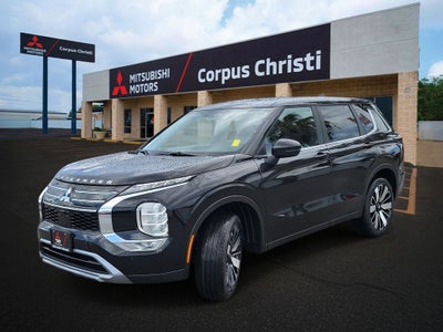 2025 Mitsubishi Outlander SE