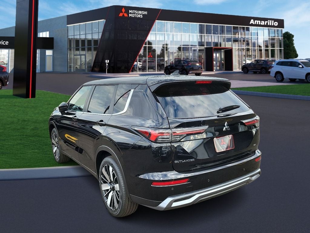 2025 Mitsubishi Outlander SE