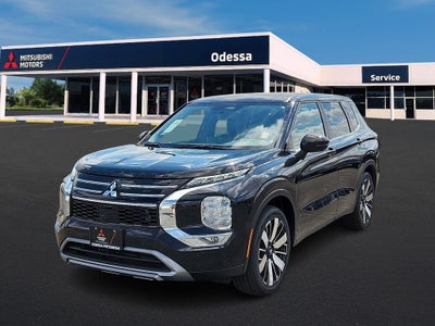 2025 Mitsubishi Outlander SE