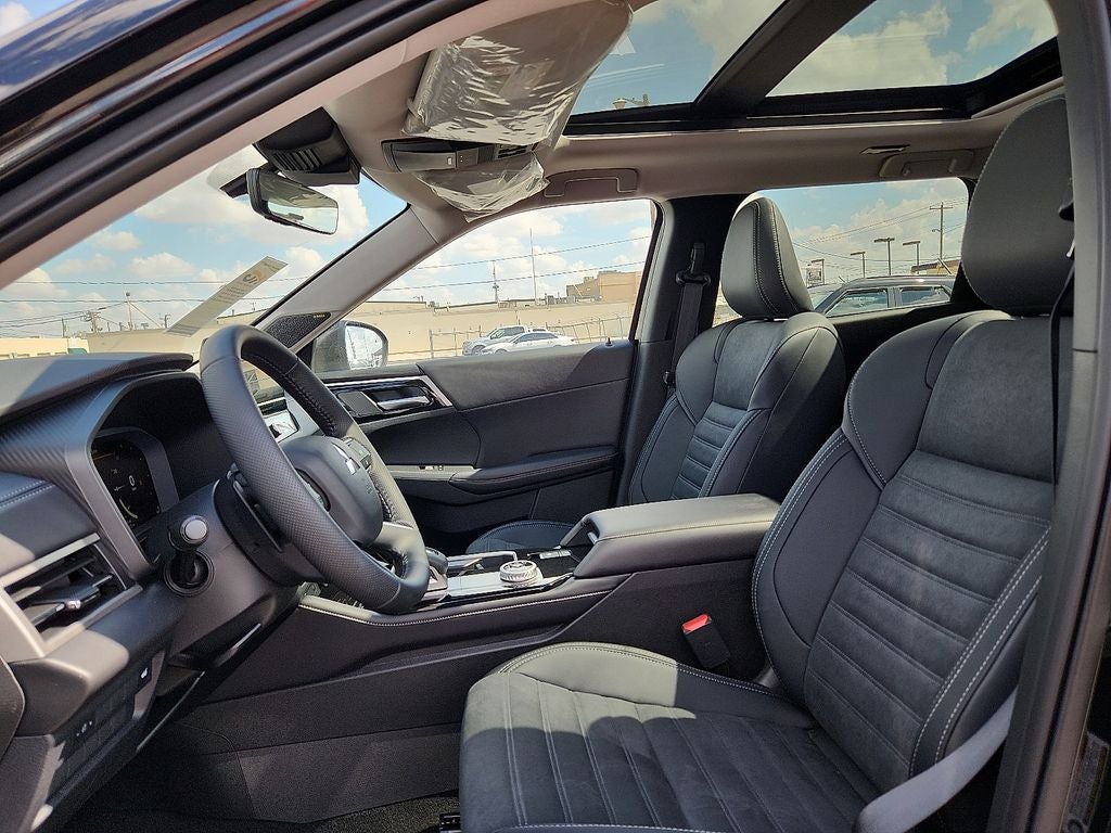 2025 Mitsubishi Outlander SE