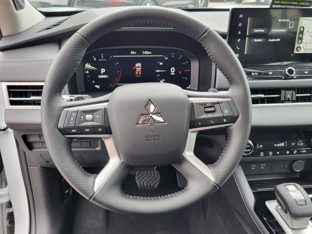 2025 Mitsubishi Outlander SE