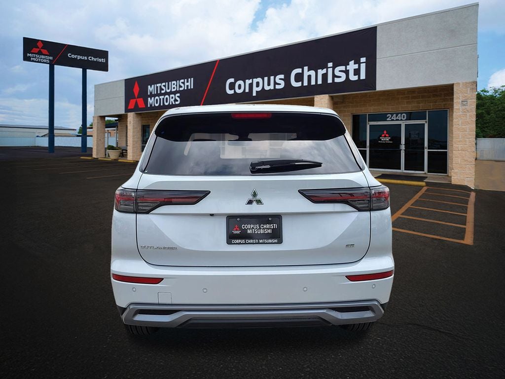 2025 Mitsubishi Outlander SE