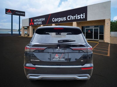 2025 Mitsubishi Outlander SE