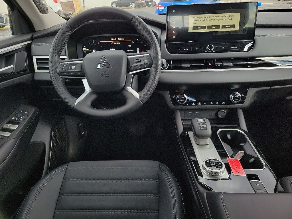 2025 Mitsubishi Outlander SE