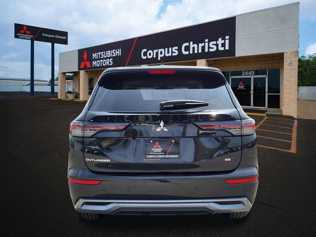 2025 Mitsubishi Outlander SE