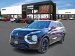 2024 Mitsubishi Outlander Base